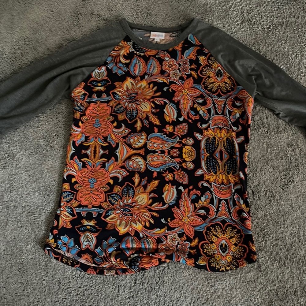 Lularoe Randy shirt
